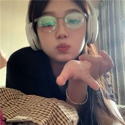 怪诞黑家族